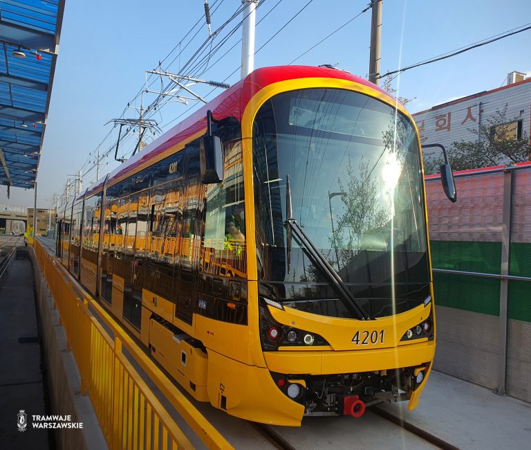 Nowy tramwaj Hyundai po testach