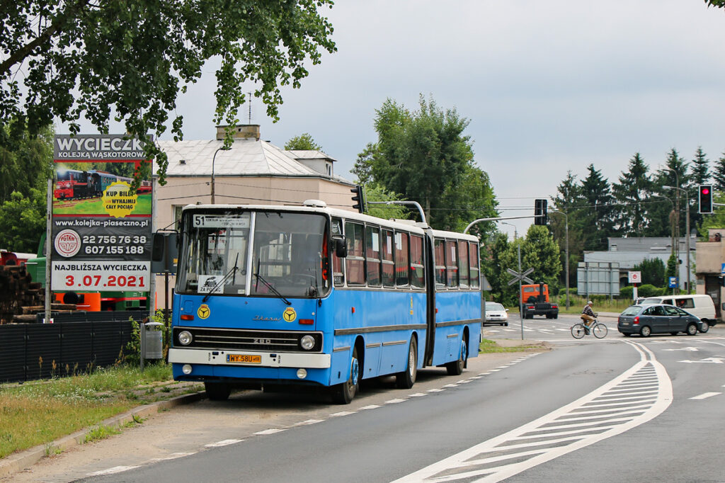 autobus lini 51 (WLT)